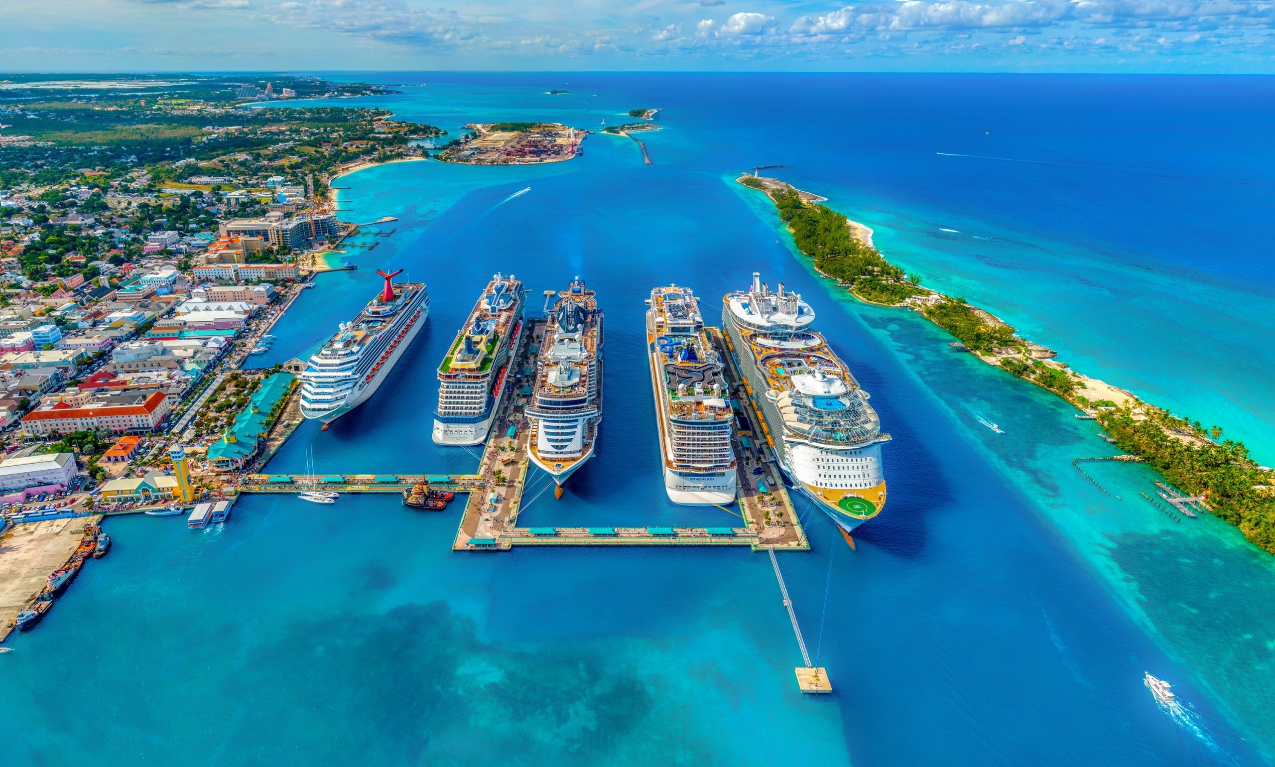 Nassau Bahamas Scaled 1 