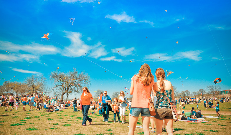 Best Kite Festivals in the US - MiniTime