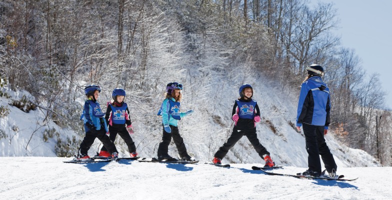 kid-friendly-ski-resorts-in-the-southeast-family-ski-getaways-minitime